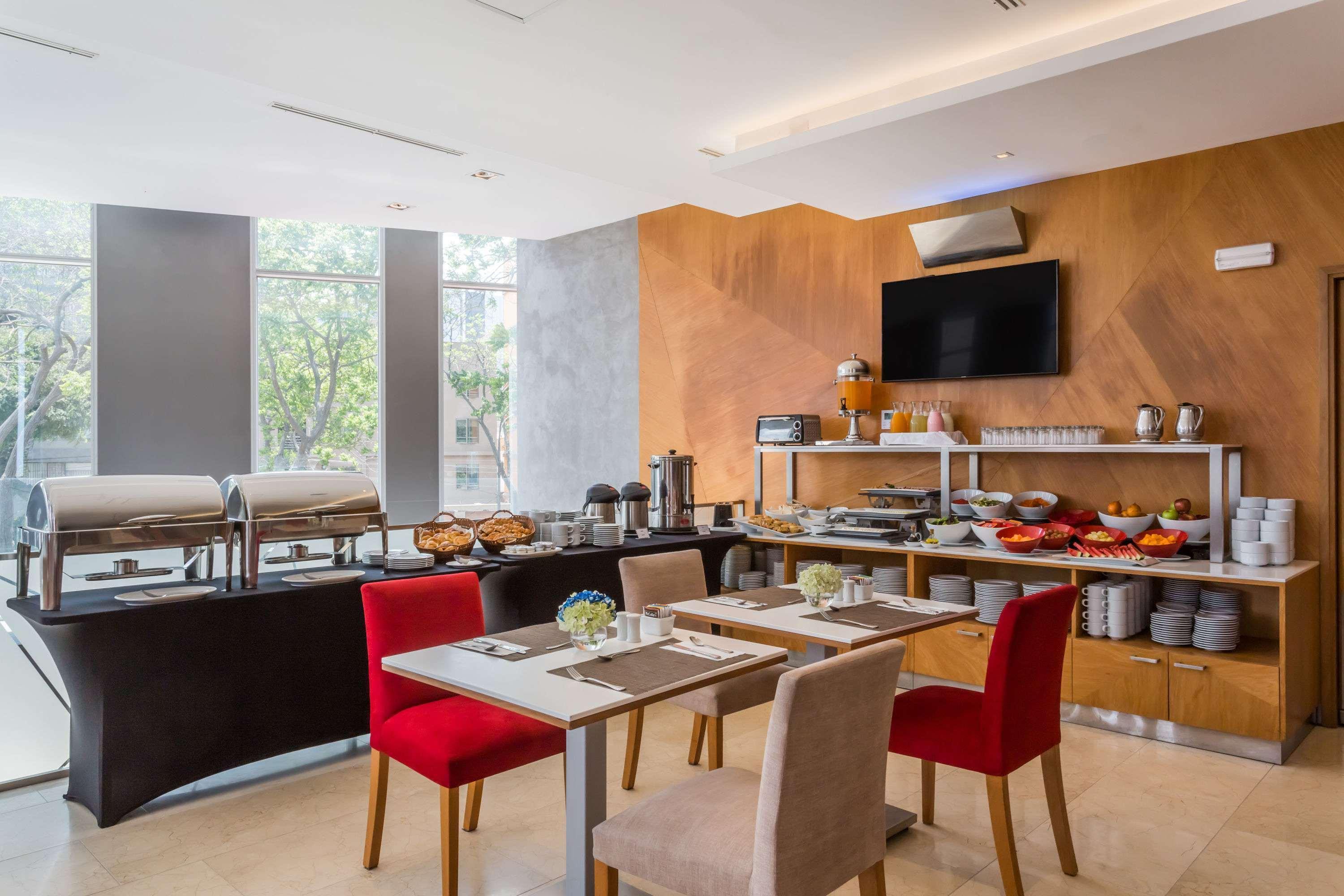 Ramada Encore By Wyndham Lima San Isidro Bagian luar foto