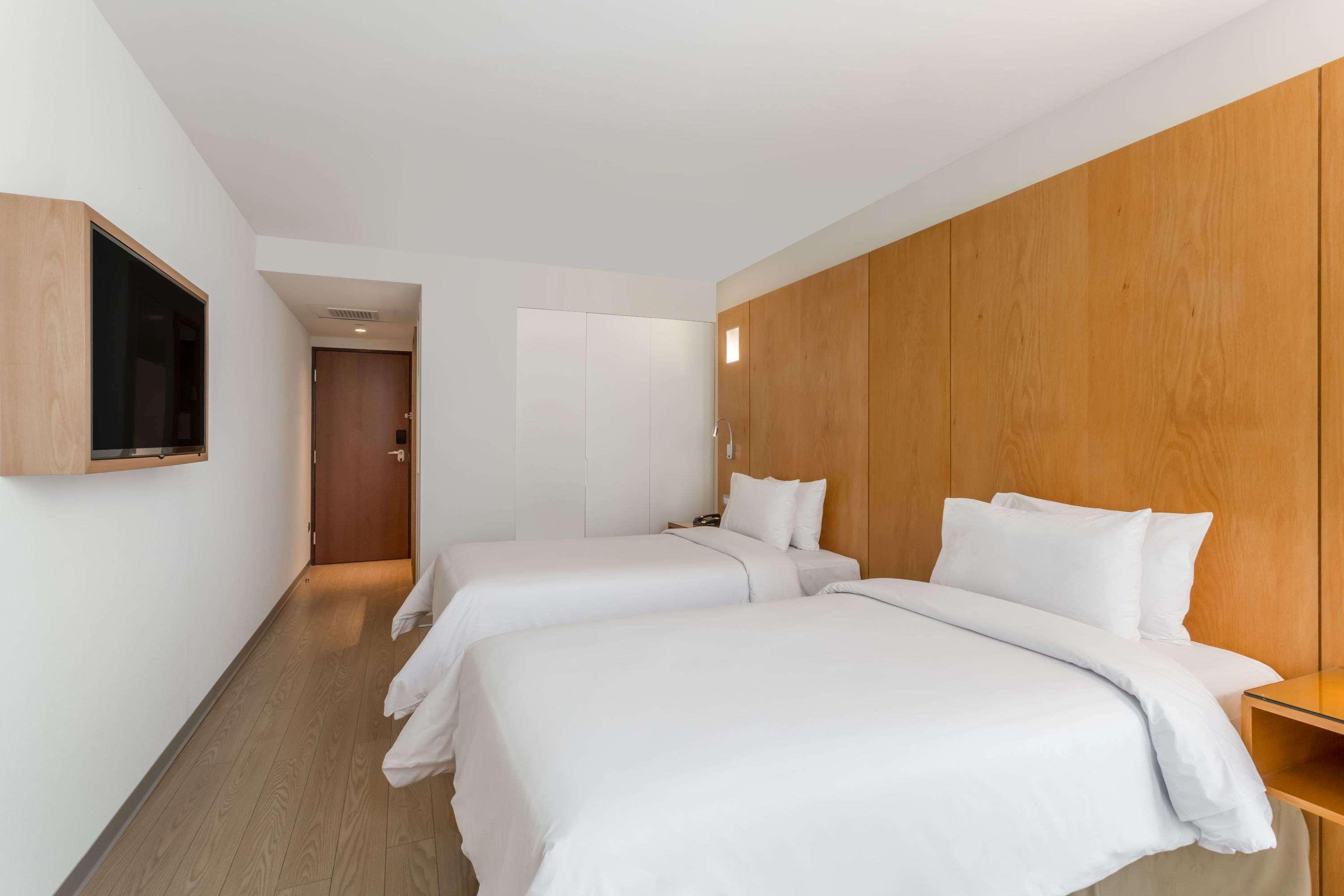 Ramada Encore By Wyndham Lima San Isidro Bagian luar foto