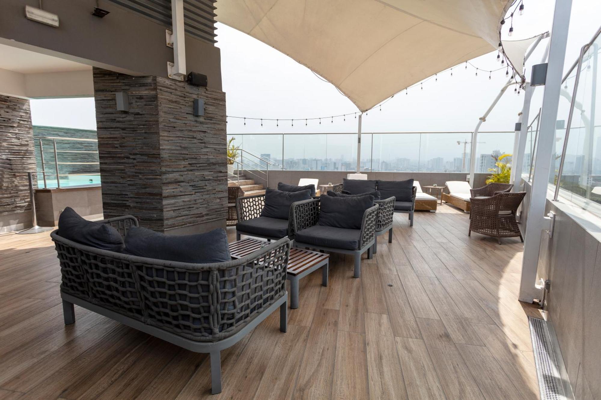 Ramada Encore By Wyndham Lima San Isidro Bagian luar foto