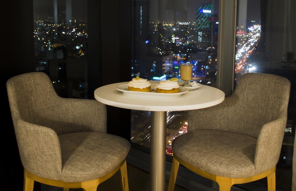 Ramada Encore By Wyndham Lima San Isidro Bagian luar foto