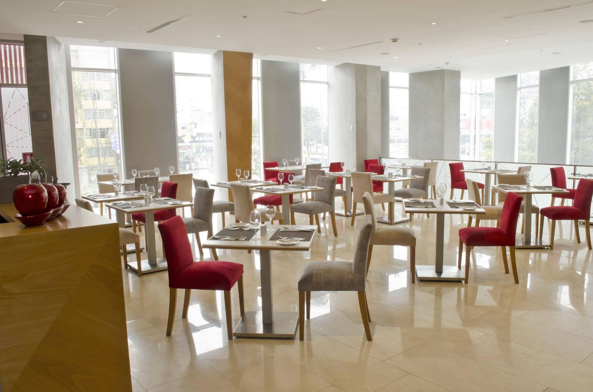 Ramada Encore By Wyndham Lima San Isidro Bagian luar foto